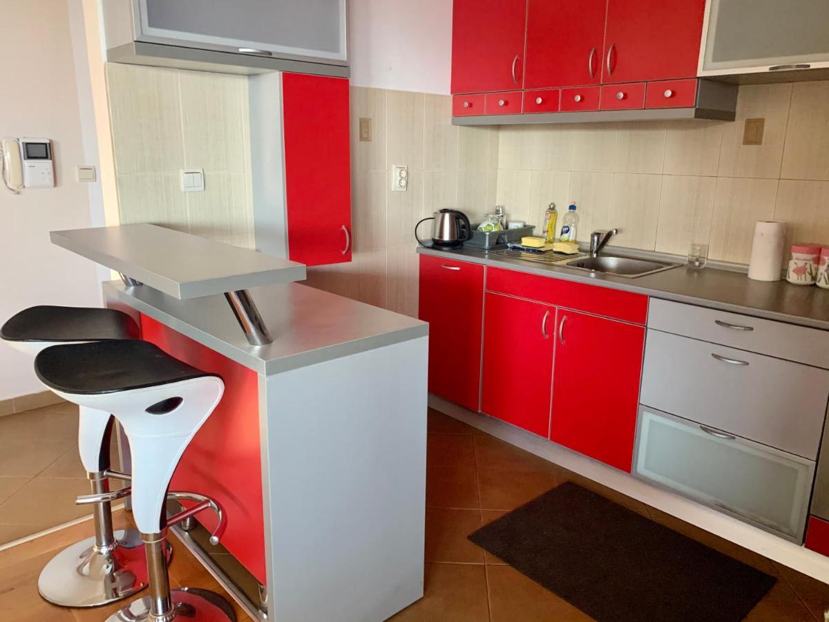 Blue Sky Apartment Petrovac Bagian luar foto
