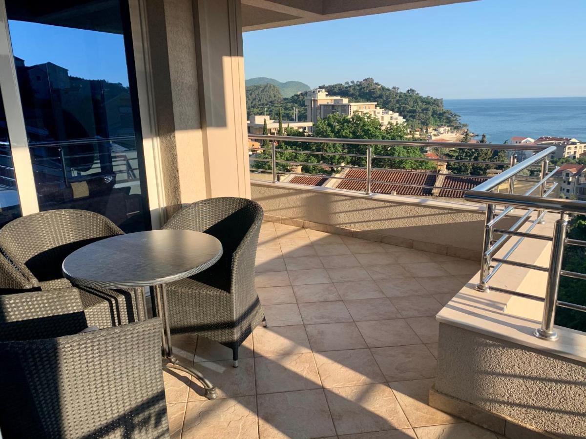 Blue Sky Apartment Petrovac Bagian luar foto